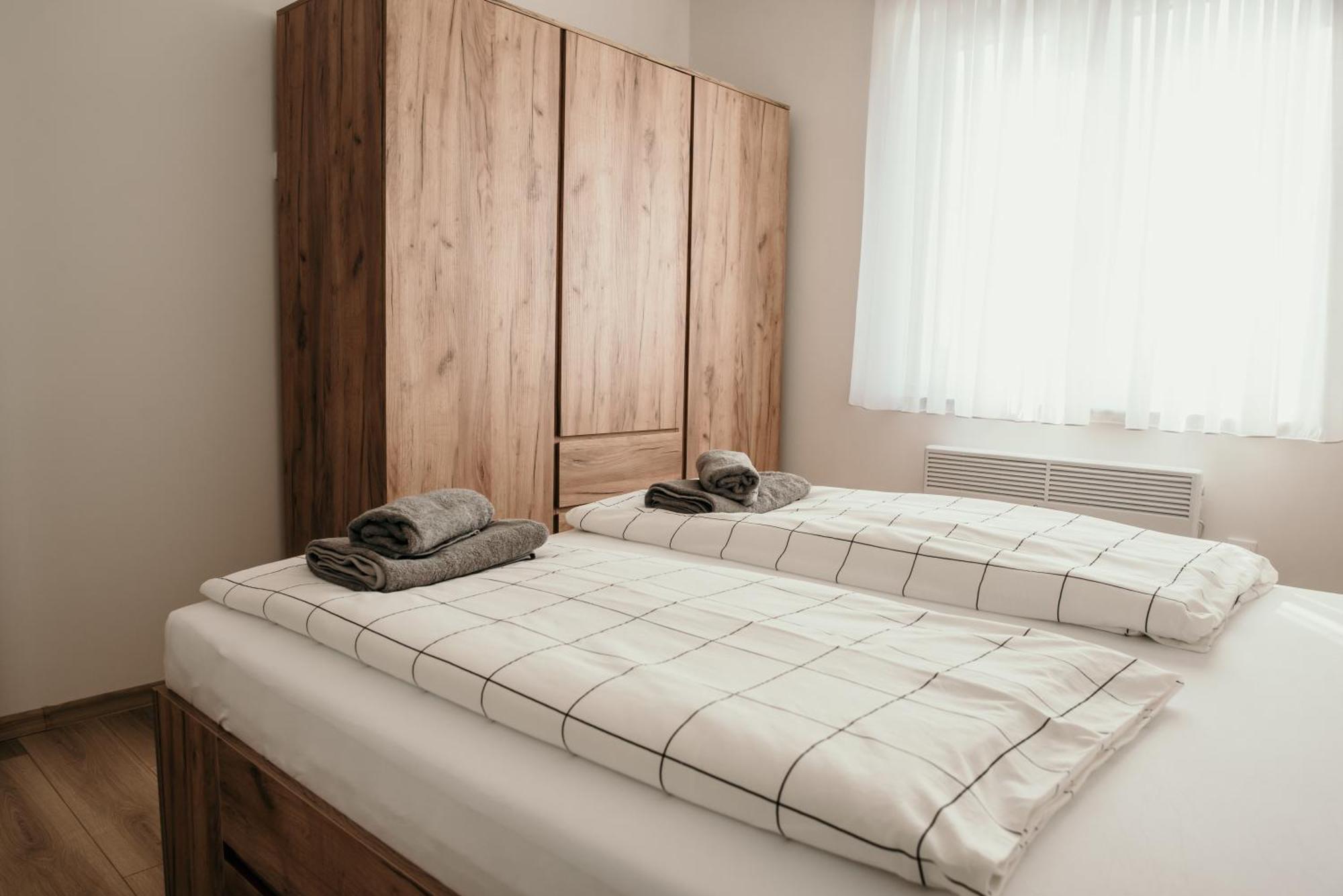Apartman Krznaric Zupanja Bagian luar foto