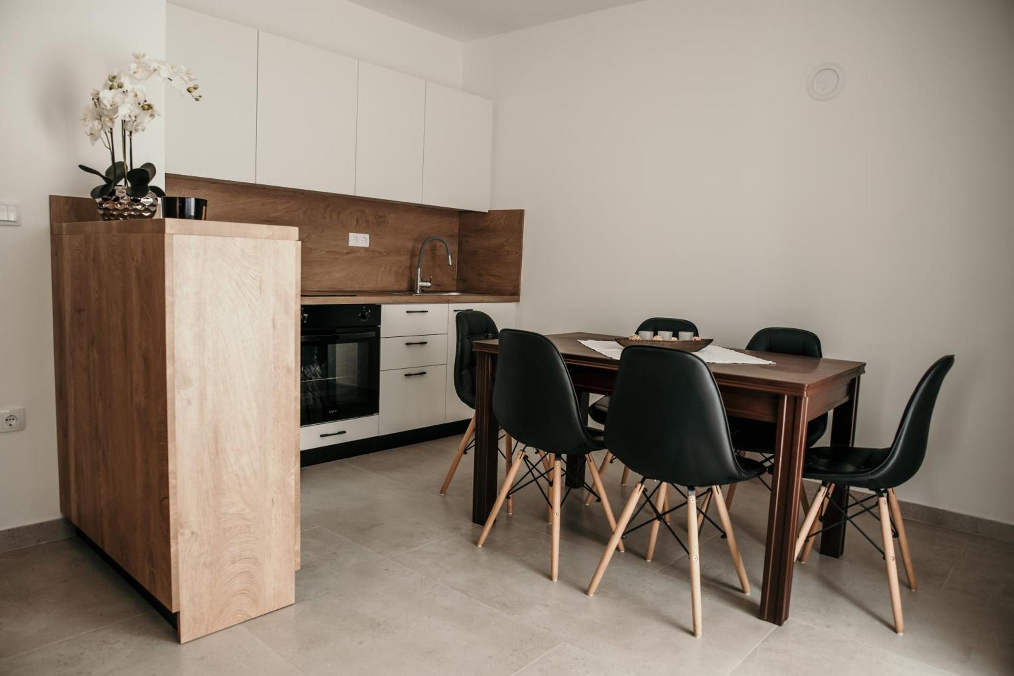 Apartman Krznaric Zupanja Bagian luar foto